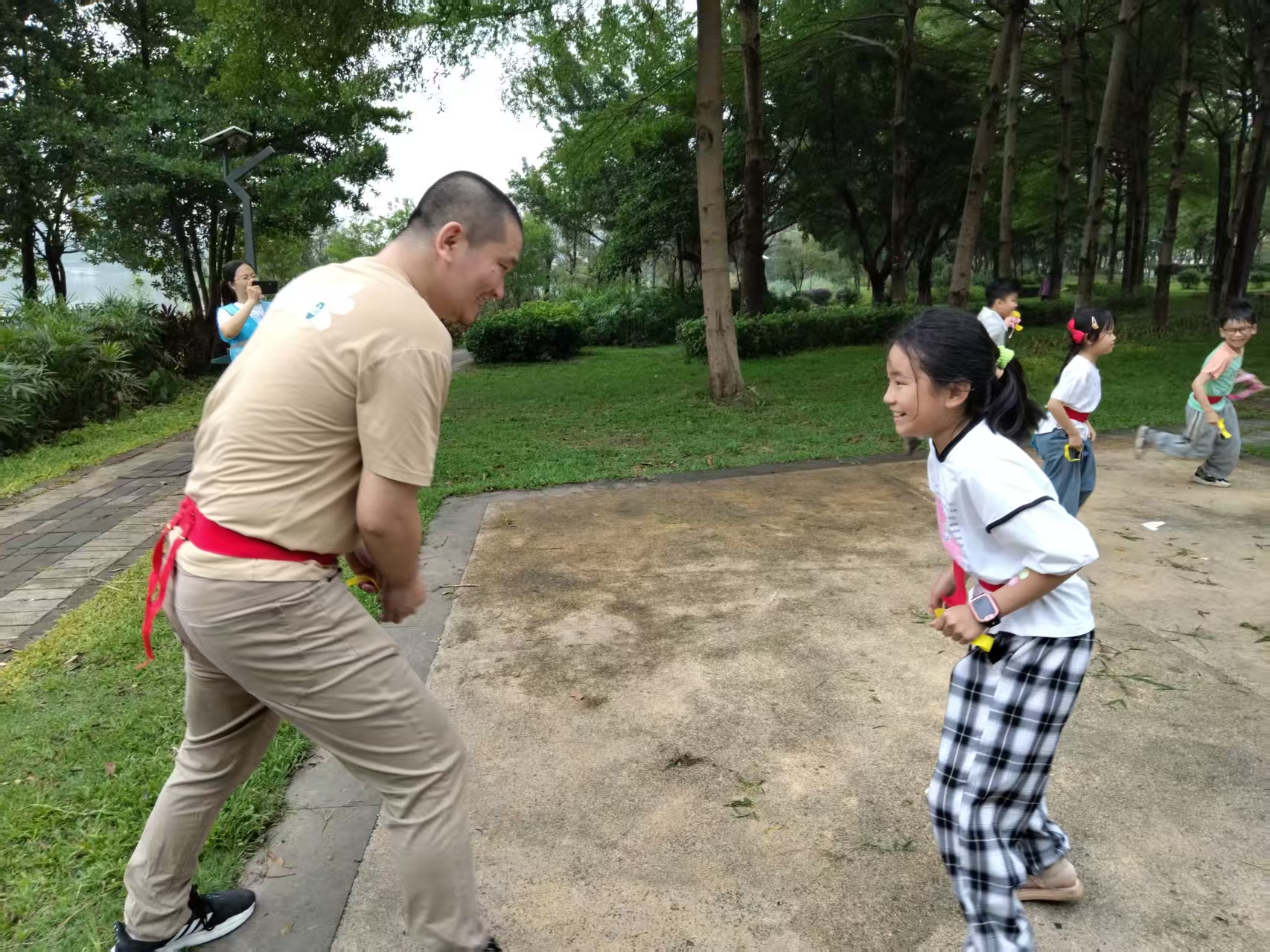 父女对决